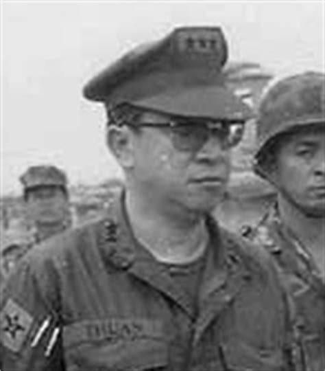 Trung tướng Phạm Quốc Thuần