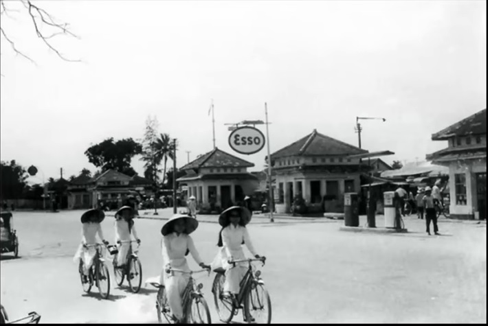 Sài Gòn học sinh ngày xưa hồn nhiên, ngây thơ...