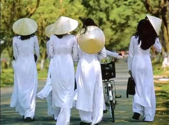 Sài Gòn học sinh ngày xưa hồn nhiên, ngây thơ...