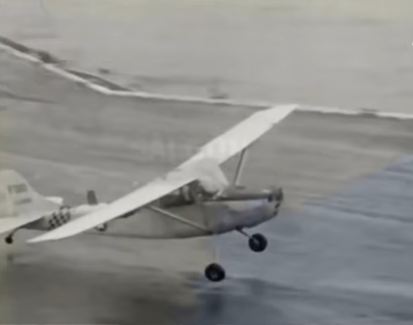 Sài Gòn Cessna cùng với vợ và năm con bay thẳng ra Đệ thất hạm đội | Saigon history | Lịch sử Sài Gòn qua ảnh | Sài Gòn hòn ngọc Viễn Đông