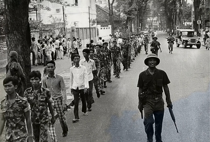 Sài Gòn 30.04.1975 Tàn chiến cuộc history | Lịch sử Sài Gòn qua ảnh | Sài Gòn hòn ngọc Viễn Đông