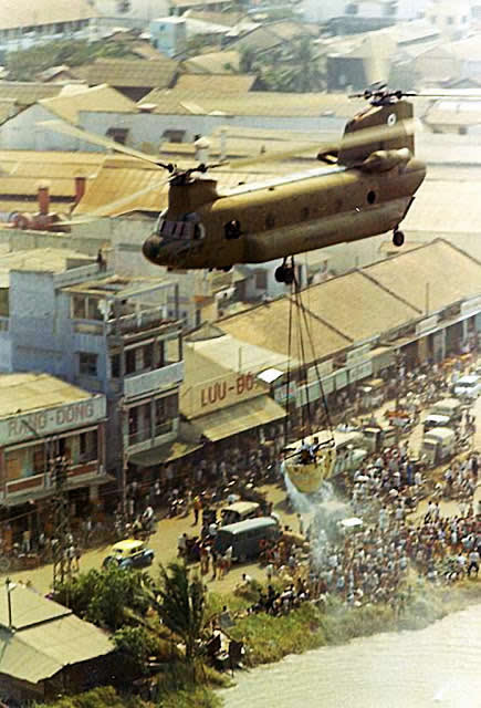 Sài Gòn Trực thăng Chinook của Không Quân Việt Nam Cộng Hòa | Saigon history | Lịch sử Sài Gòn qua ảnh | Sài Gòn hòn ngọc Viễn Đông