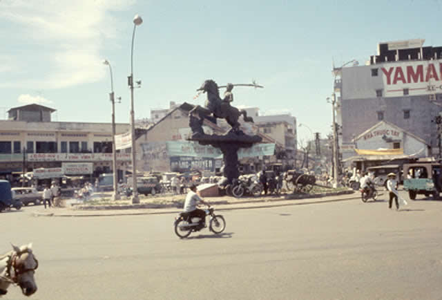 Sài Gòn Công trường Phù Đổng Thiên Vương Saigon history | Lịch sử Sài Gòn qua ảnh | Sài Gòn hòn ngọc Viễn Đông