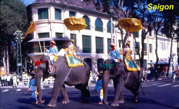 Diễn hành tưởng niệm Trưng đại đế ở Sài Gòn thập niên 60-70 Saigon history | Lịch sử Sài Gòn qua ảnh | Sài Gòn hòn ngọc Viễn Đông