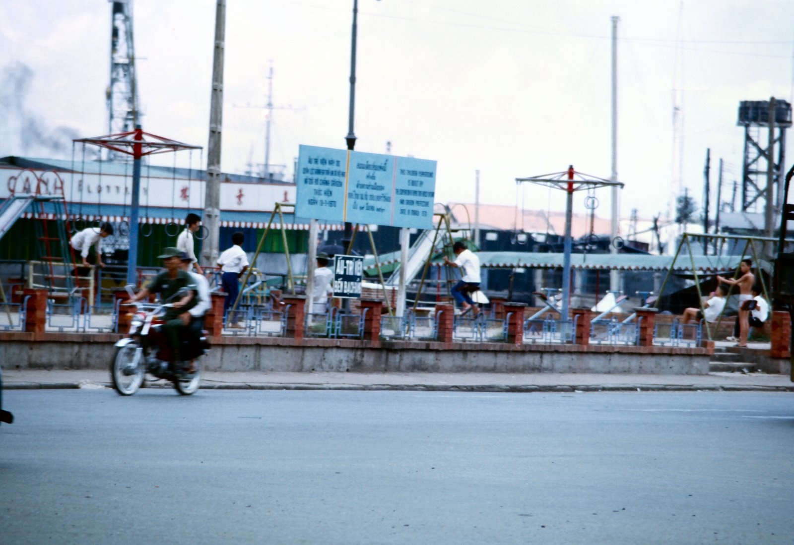 Nhà hàng иổi Mỹ Cảnh, Sài Gòn Saigon history | Lịch sử Sài Gòn qua ảnh | Sài Gòn hòn ngọc Viễn Đông