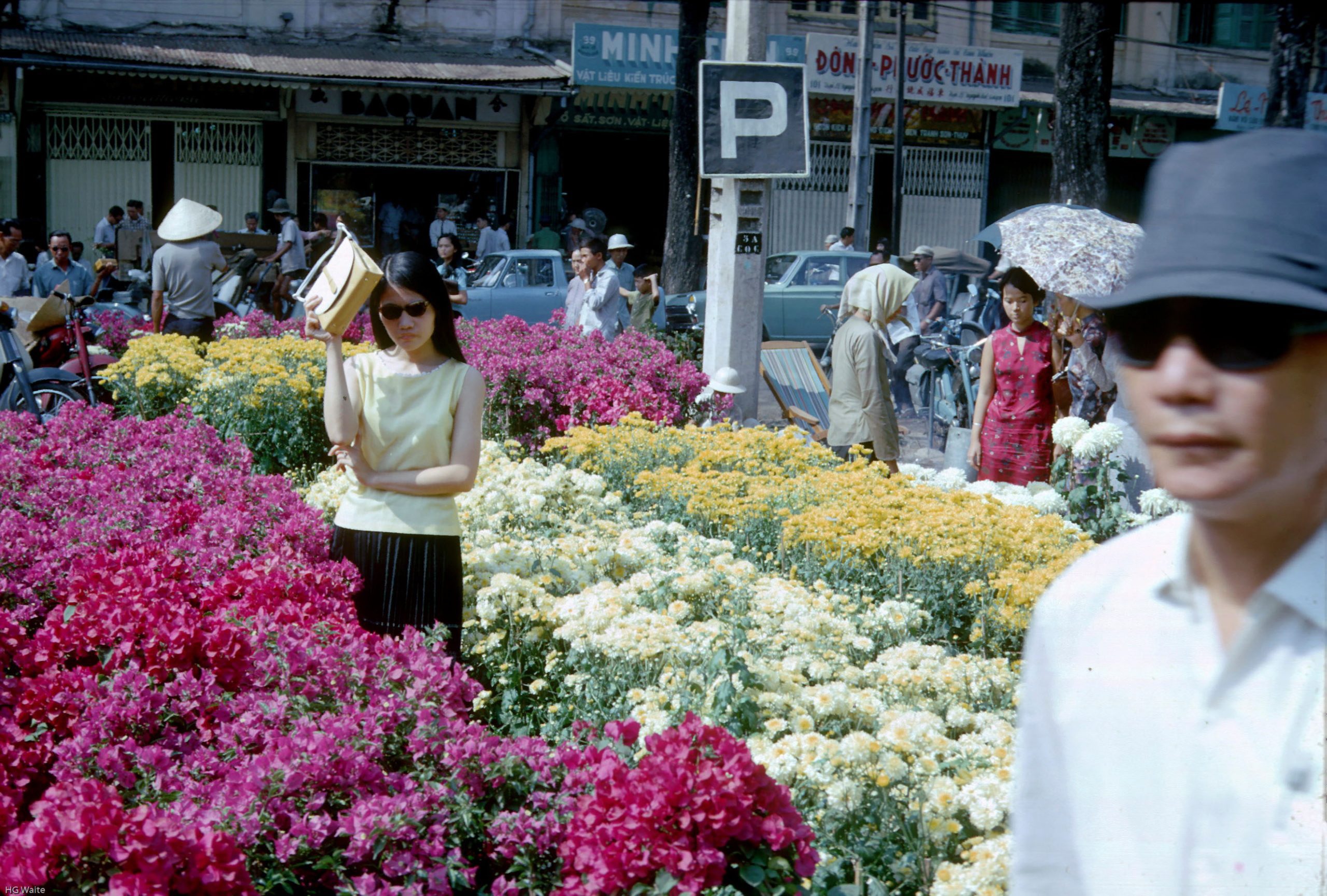 Nhà hàng иổi Mỹ Cảnh nhìn từ xa Saigon history | Lịch sử Sài Gòn qua ảnh | Sài Gòn hòn ngọc Viễn Đông