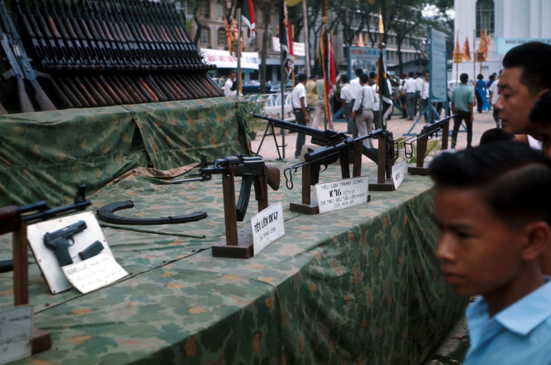 tượng đài Thủy Quân Lục Chiến Saigon history | Lịch sử Sài Gòn qua ảnh | Sài Gòn hòn ngọc Viễn Đông