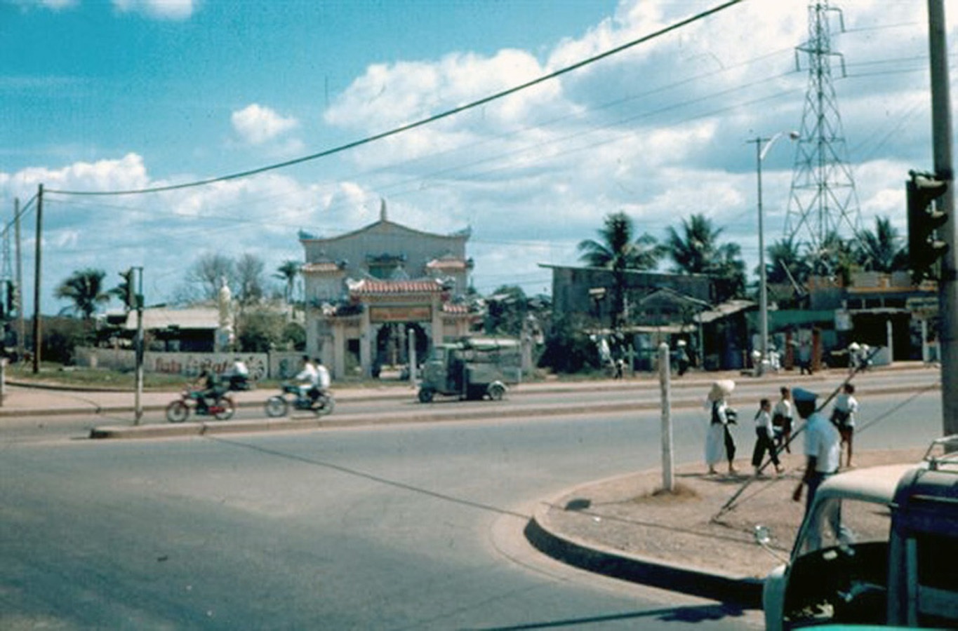 Saigon history Ngã tư hàng xanh | Lịch sử Sài Gòn qua ảnh | Sài Gòn hòn ngọc Viễn Đông